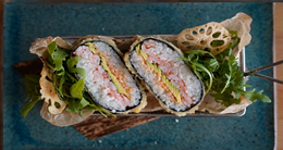 Sushi burger z krewetką