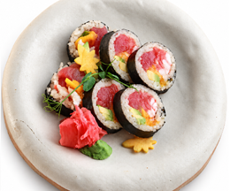 Futo maki: 8.Gotowana krewetka / łosoś / tuńczyk
